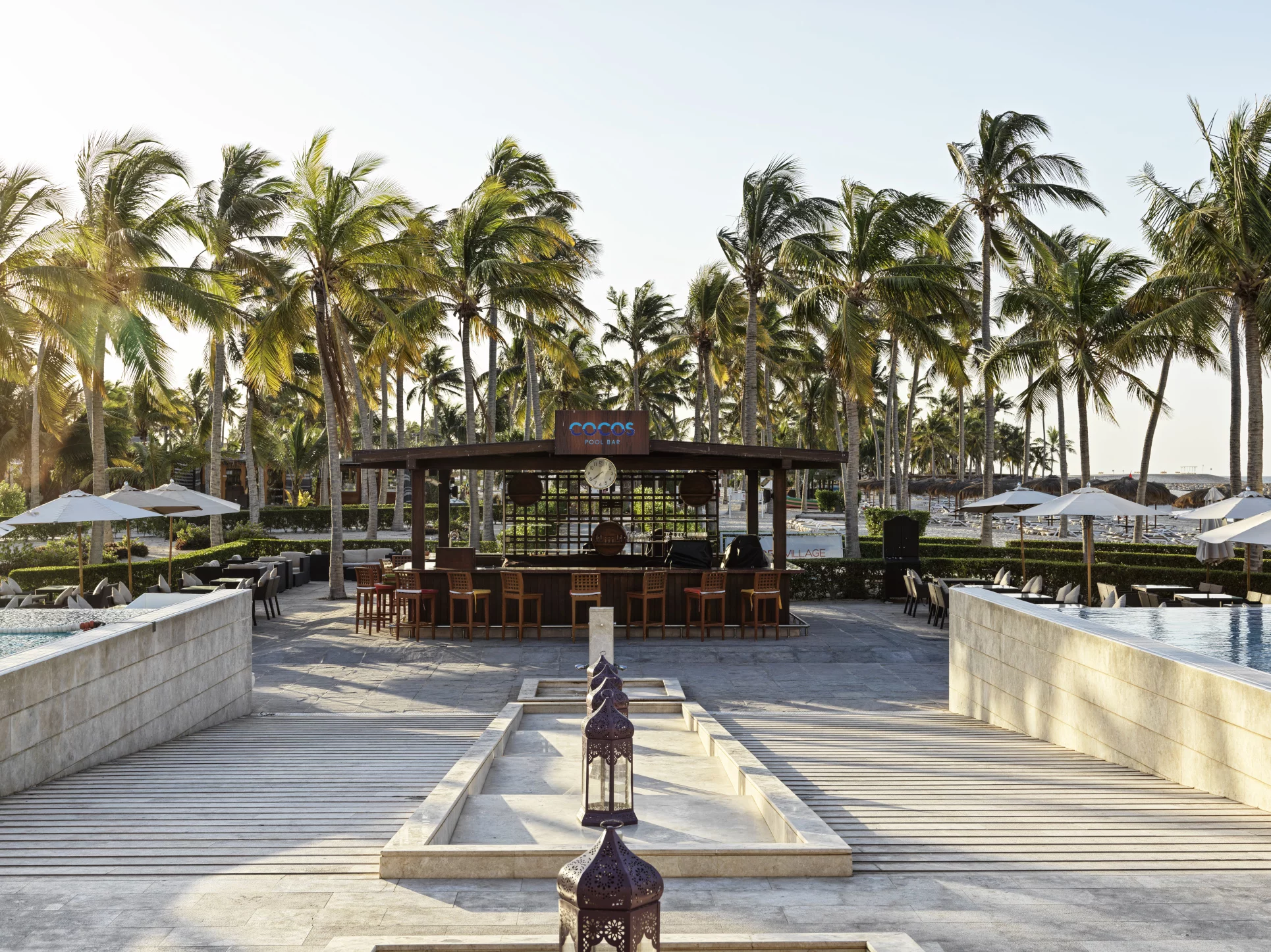 Fanar-Hotel-&-Residences-Hawana-Salalah-Coconut-Bar-1