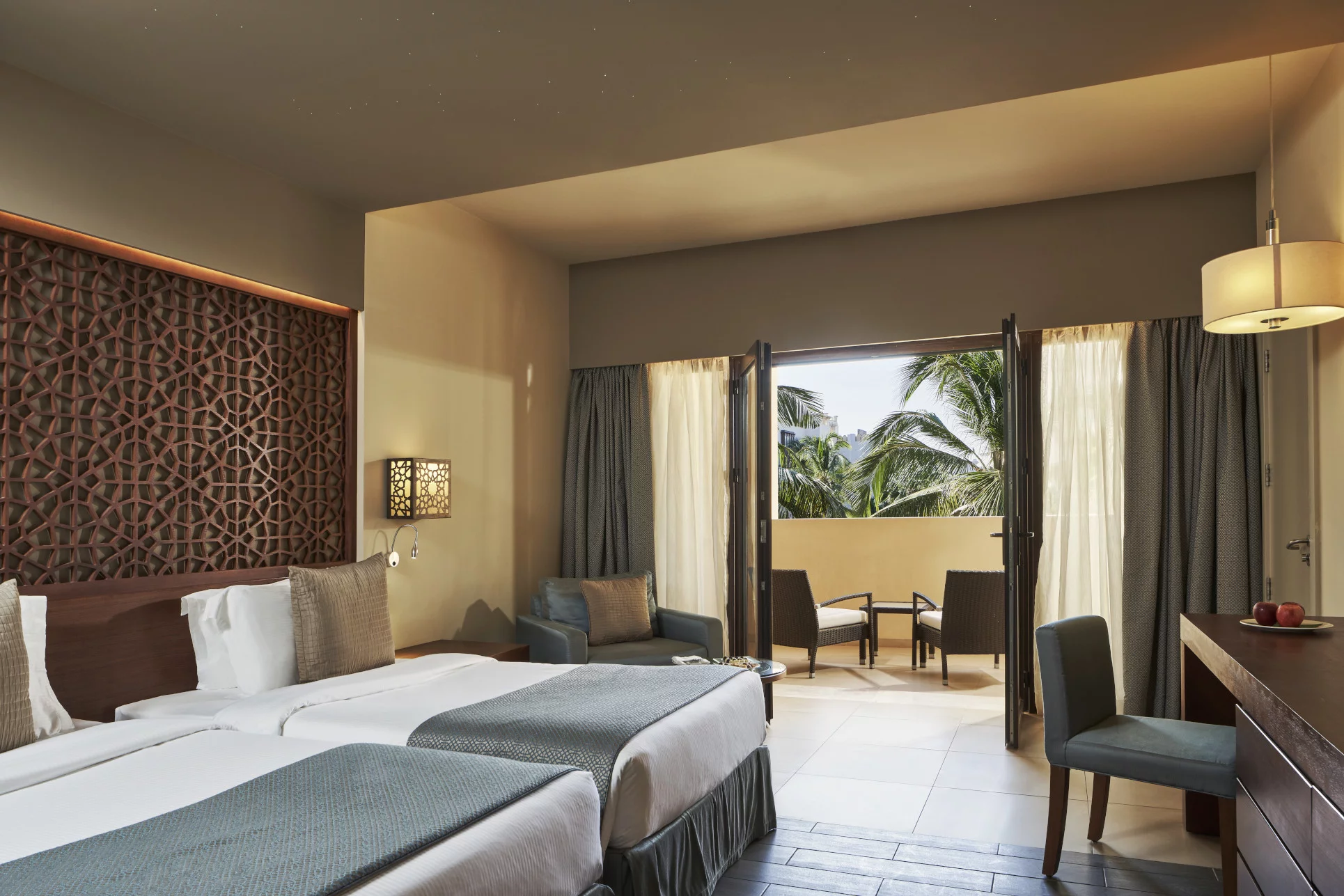 Fanar-Hotel-&-Residences-Hawana-Salalah-Oman-Deluxt-Room-Twin-Handicape-1