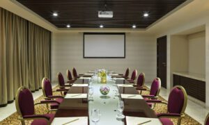 Fanar-Hotel-&-Residences-Hawana-Salalah-Oman-Meeting-Room-2