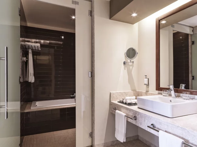 deluxe suite at fanar