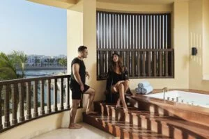 Fanar-Hotel-&-Residences-Hawana-Salalah-Oman-Ocean-View-Jaccuzi-Suite-2