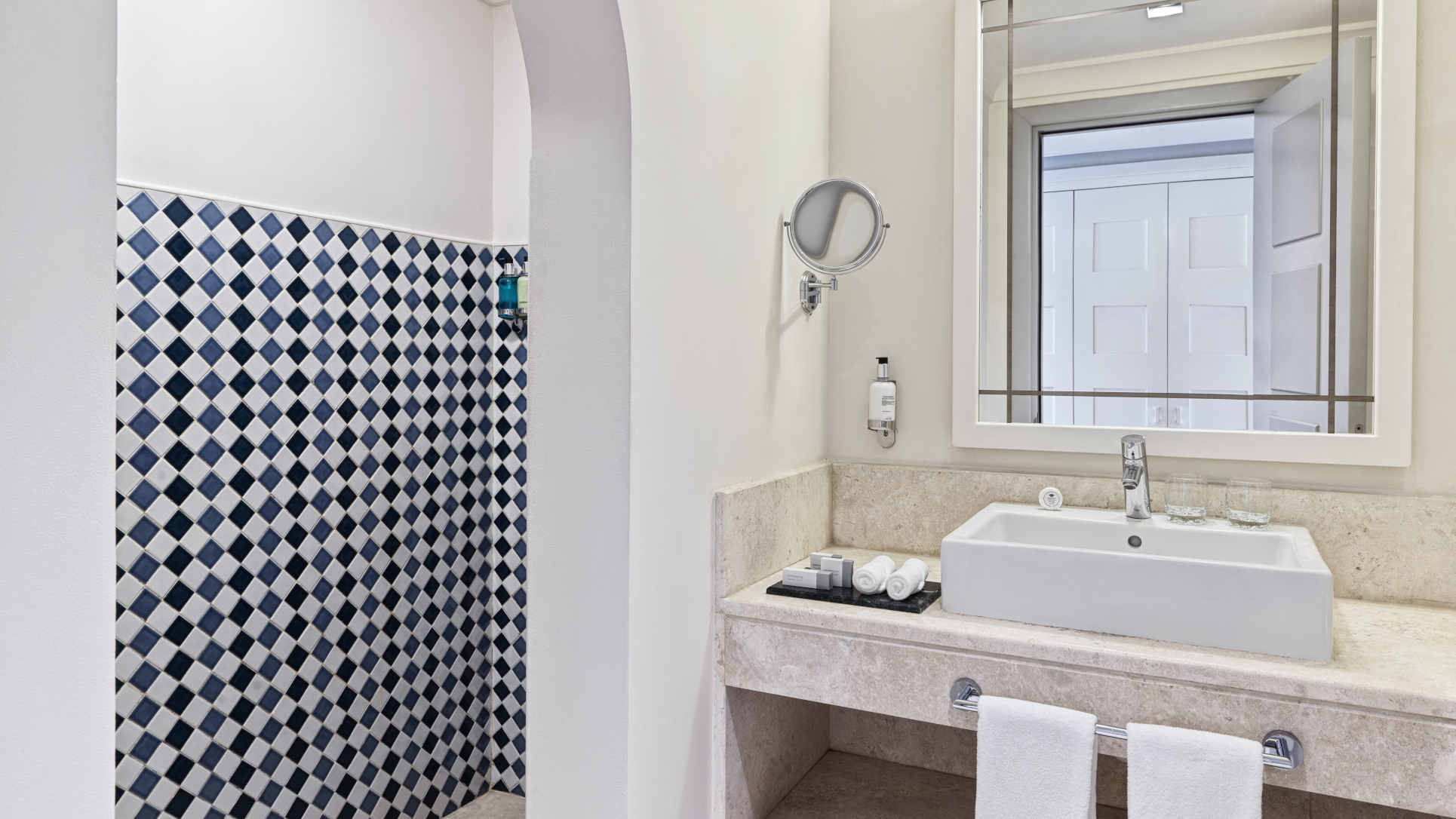 Juweira Boutique Hotel Hawana Salalah Oman Juweira Room Bathroom