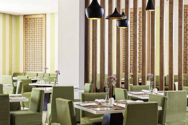 Juweira-Boutique-Hotel-Hawana-Salalah-Oman-Main-Restaurant-2