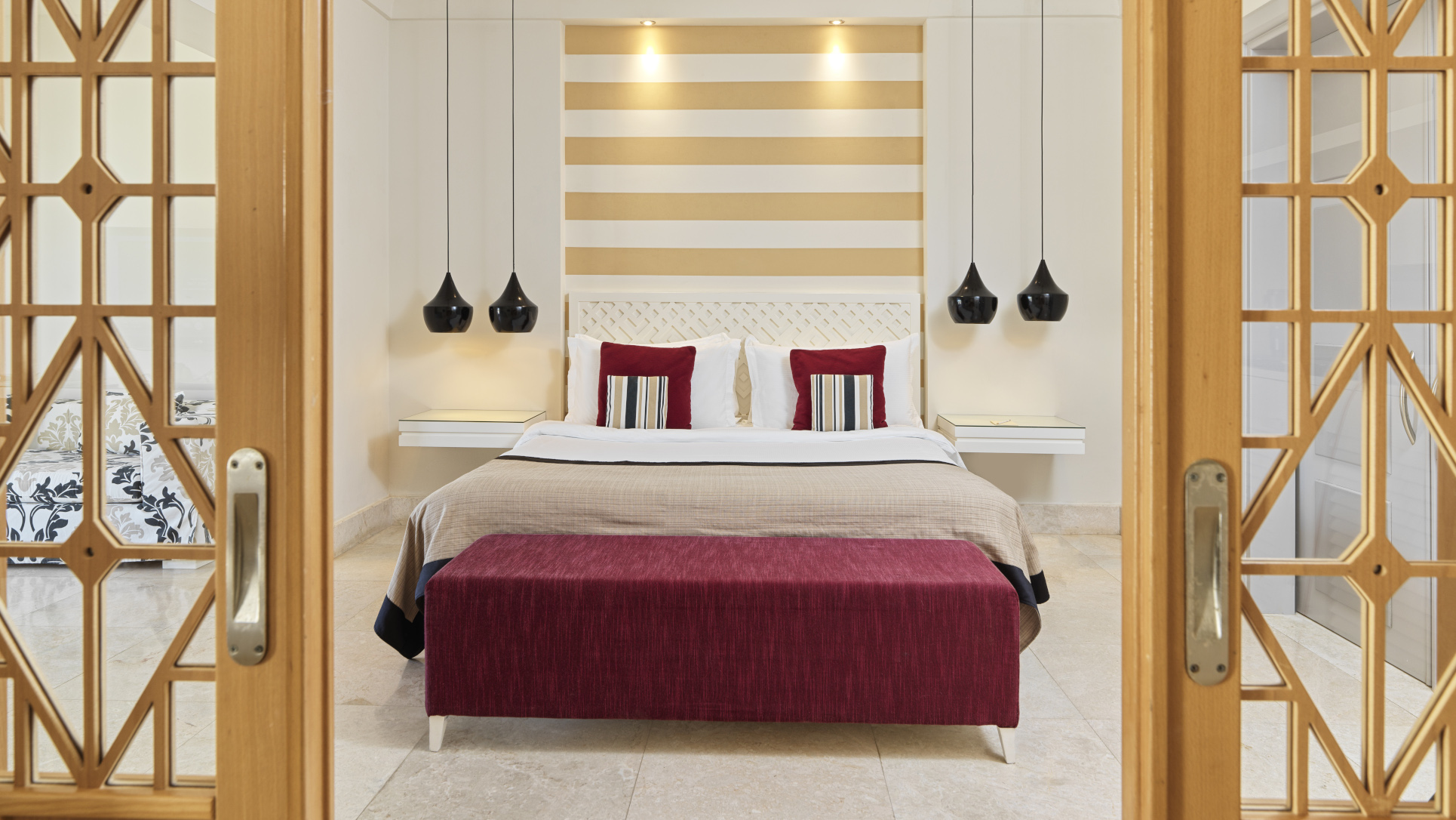 Juweira Boutique Hotel Hawana Salalah Oman Juweira Room Red