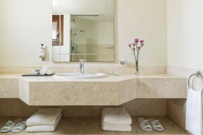 Juweira Boutique Hotel Hawana Salalah Oman Superior Room bathroom