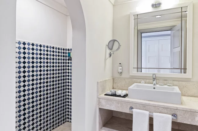 Juweira-Boutique-Hotel-Hawana-Salalah-Oman-Juweira-Room--Blue-Bathroom