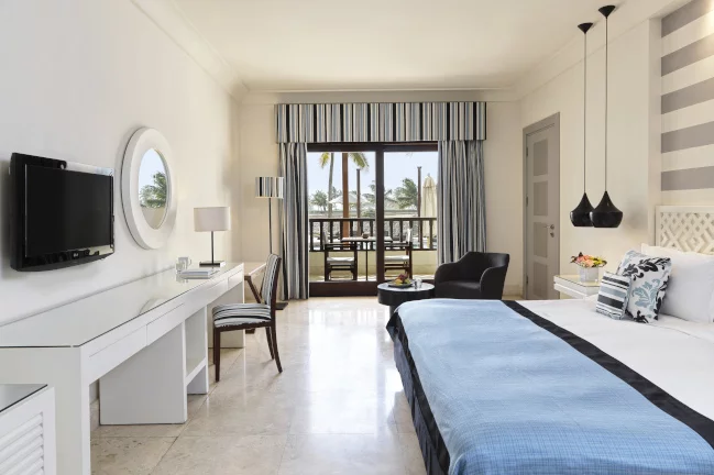 Juweira-Boutique-Hotel-Hawana-Salalah-Oman-Juweira-Room-King-Blue-2