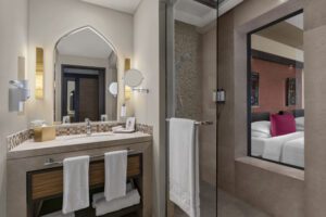 Rotana_Salalah_Resort_Hawana_Salalah_Oman_Garden_View_Twin_Bathroom