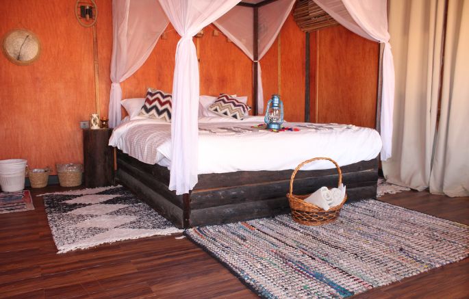 اكواخ ايكو لودج من الداخل عمان