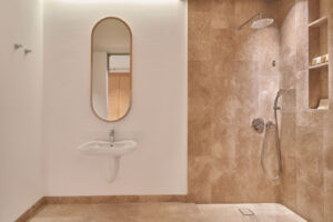 The_Club_By_Fanar_Hawana_Salalah_Accessible Room_Bathroom_2 (1)